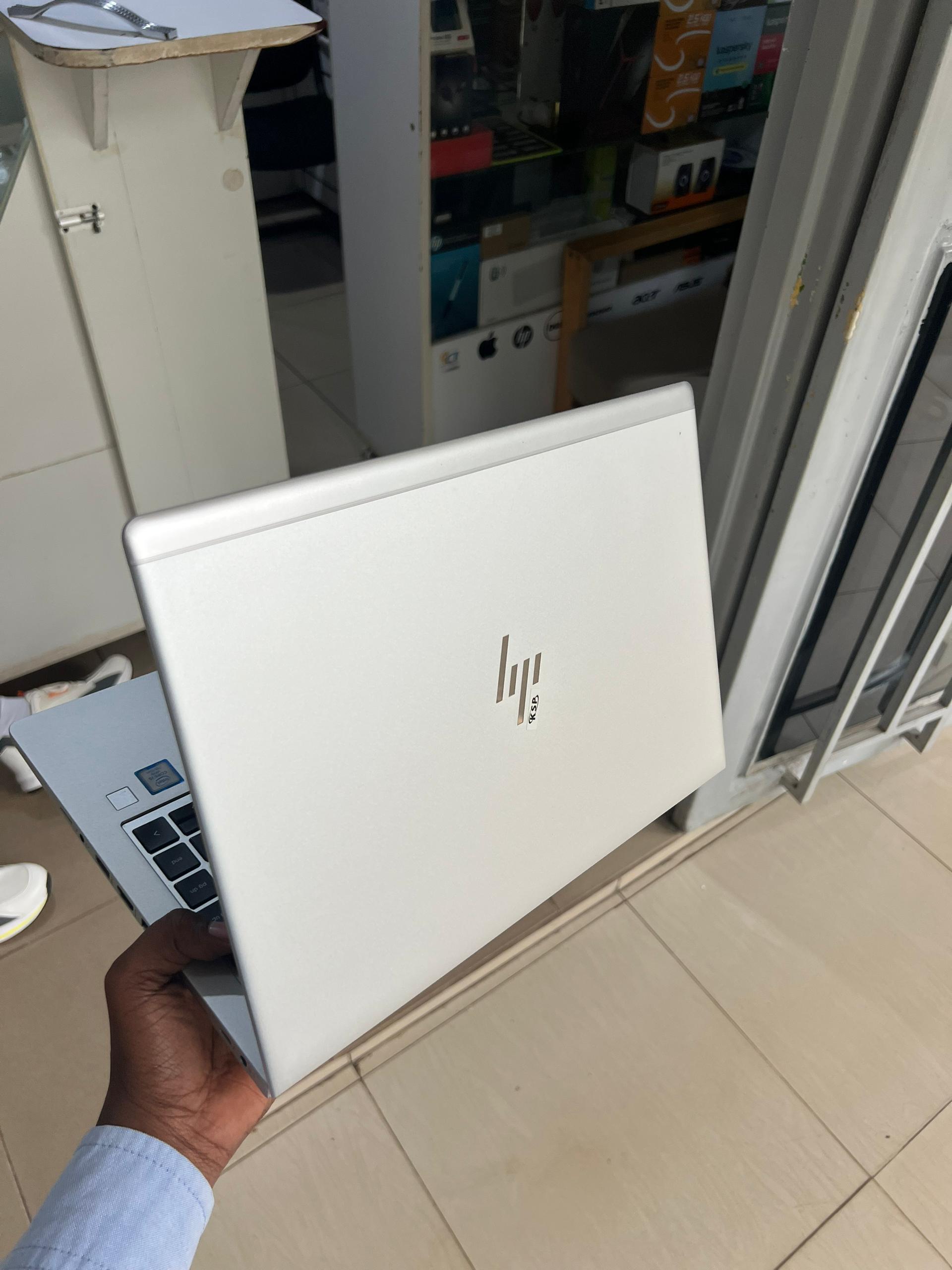 .HP 840 G5 Laptop